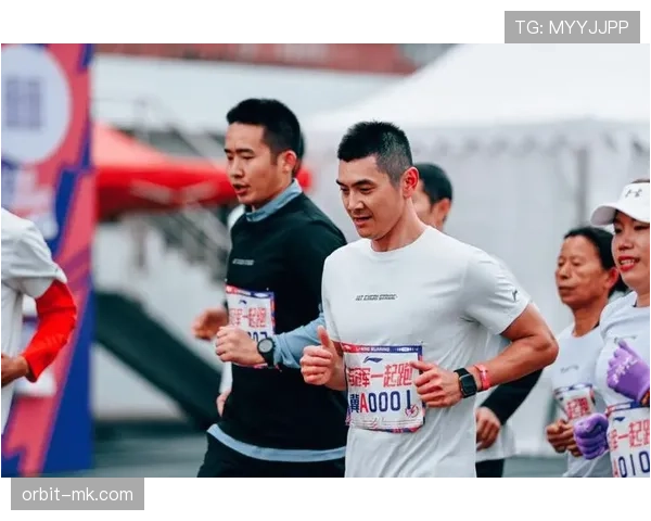 邢傲伟退役后开健身房？看到他现在这身材我直接愣住……